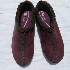NIB Easy Spirit Explore 24 Exeilena Wine Suede Leather Slip On Shoes